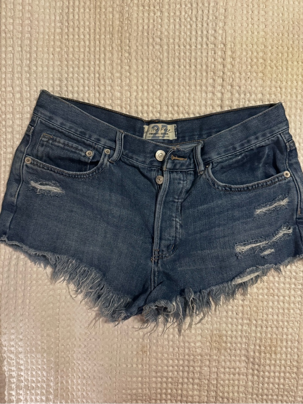 We The Free Dark Blue Distressed Denim Women's Shorts